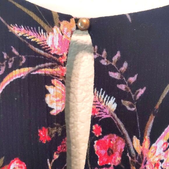 Sundress Floral Knee-length Lined Size Medium - Picture 7 of 11